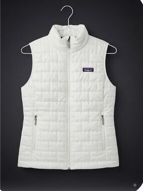 Patagonia Women's White Quilted Lightweight Vest with High Collar